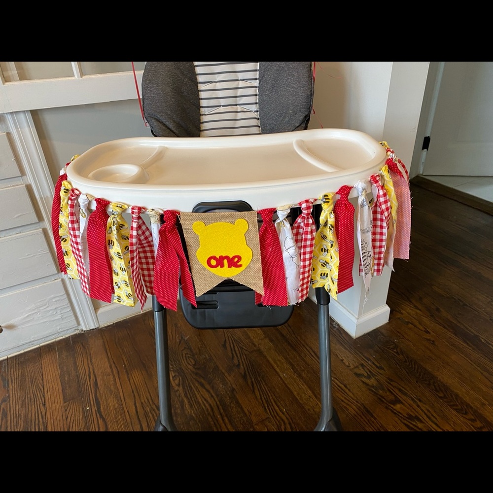 Winnie the Pooh high chair banner
